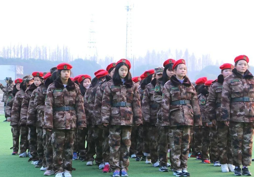 【精英女兵特训营】有一种蜕变叫做“涅磐凤凰”,上海西点军校,上海冬春令营