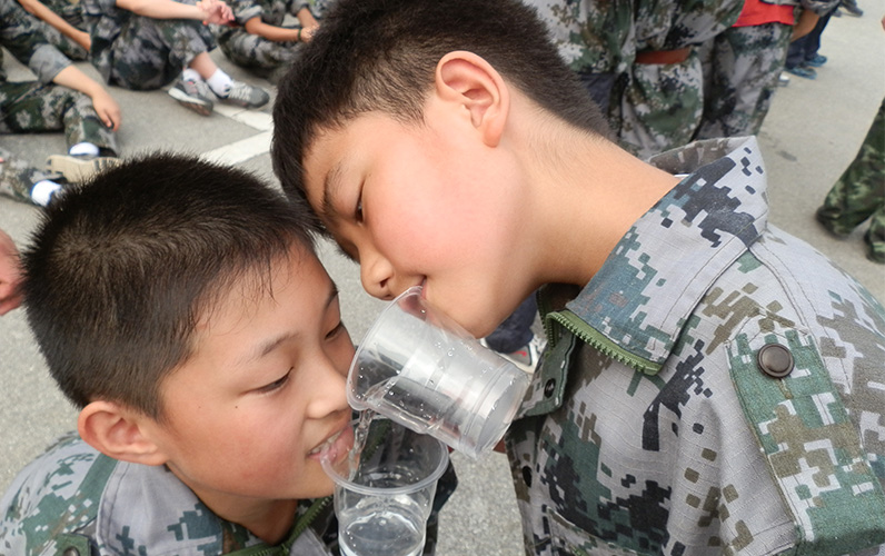 杯水传情