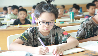 参加暑期军事夏令营都能给孩子带来哪些收获
