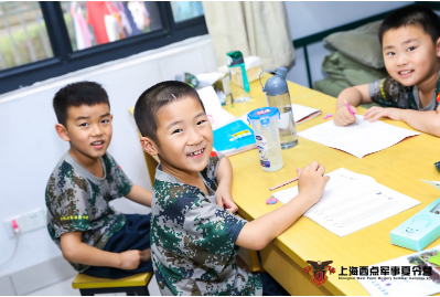 通过军事夏令营孩子们能学到些什么