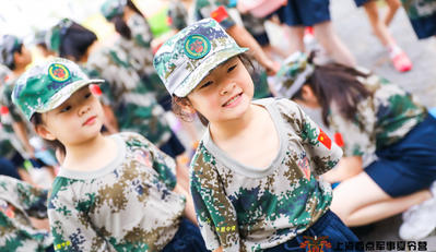 孩子不愿意参加夏令营怎么办