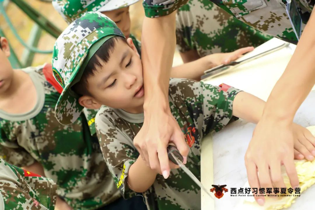 这个暑假，到底是谁家的娃在偷偷的茁壮成长？,上海西点军事夏令营