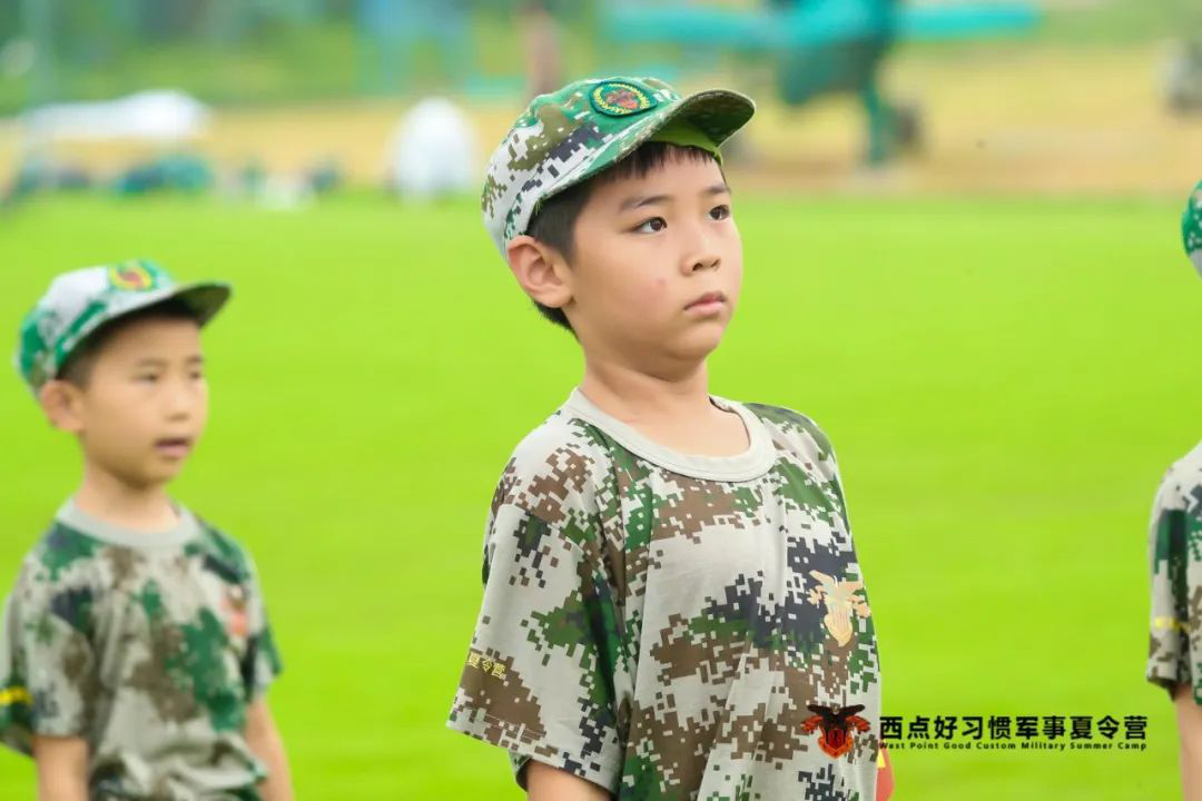 这个暑假，到底是谁家的娃在偷偷的茁壮成长？,上海西点军事夏令营