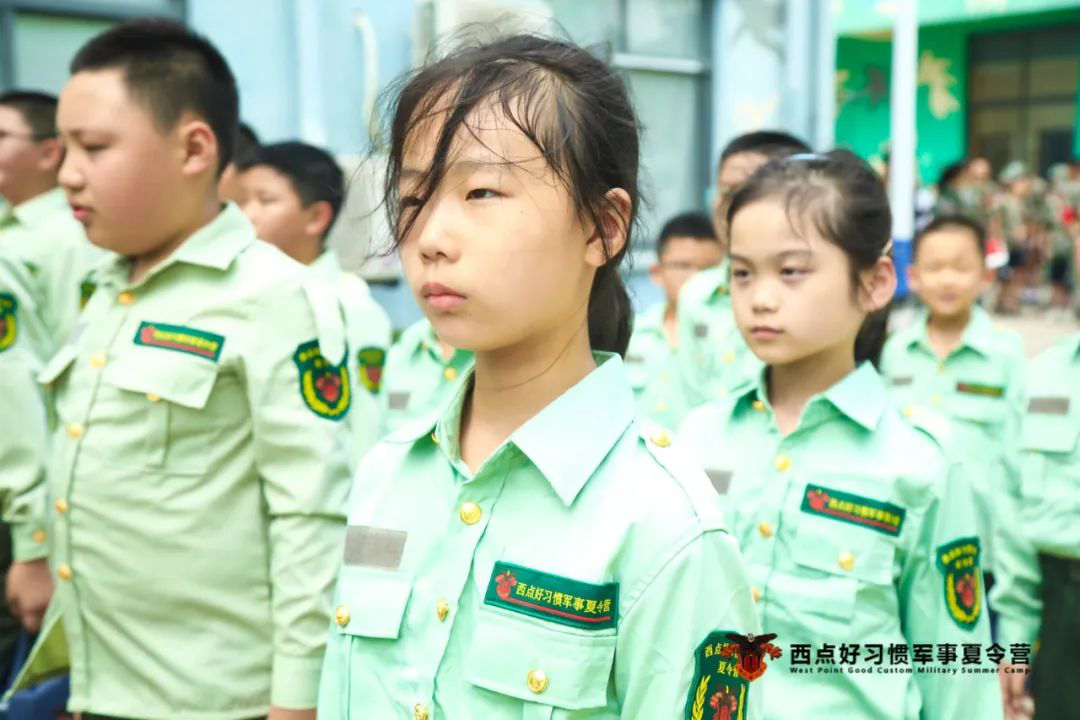 不来看看孩子们夏令营的精彩照片吗？,上海西点军事夏令营