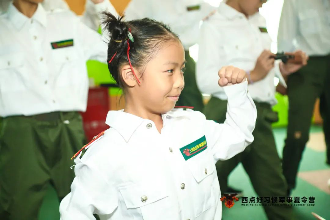 不来看看孩子们夏令营的精彩照片吗？,上海西点军事夏令营