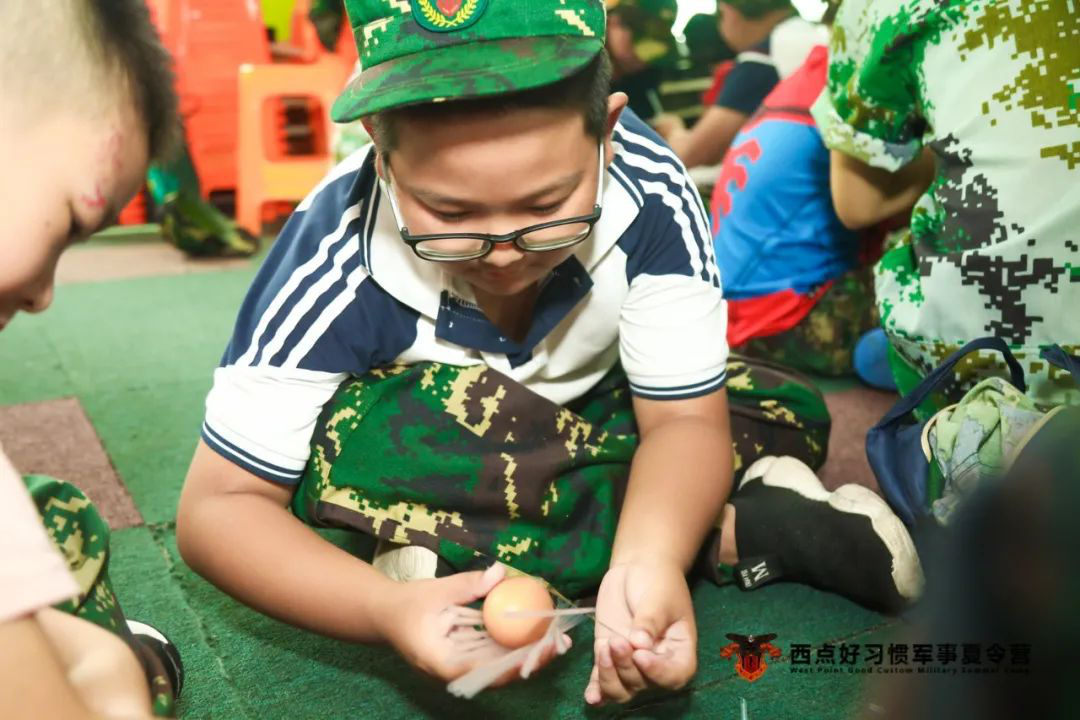 不来看看孩子们夏令营的精彩照片吗？,上海西点军事夏令营