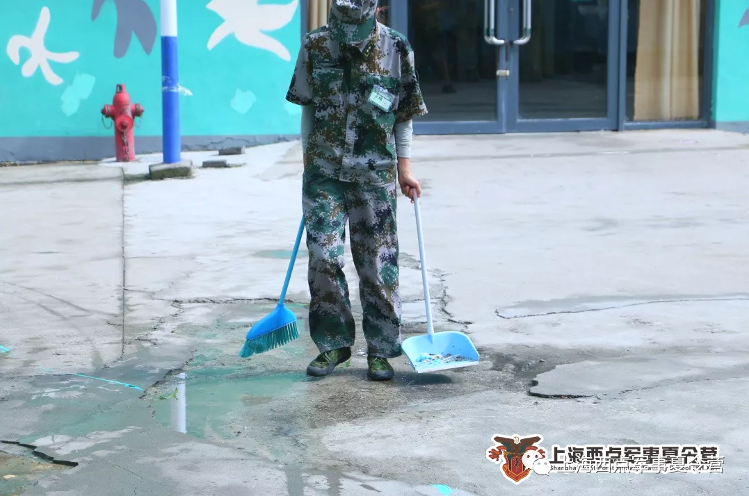 台风暴雨也浇灭不了小战士训练好习惯的热情！,上海西点好习惯军事夏令营