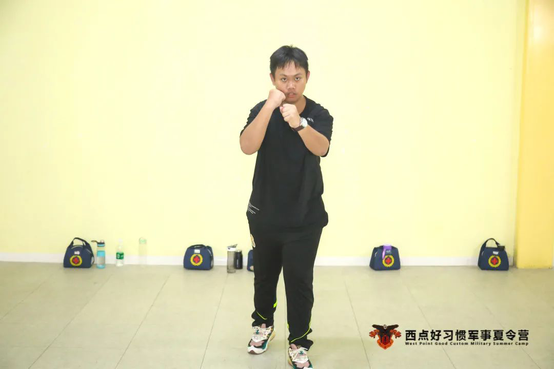 台风暴雨也浇灭不了小战士训练好习惯的热情！,上海西点好习惯军事夏令营