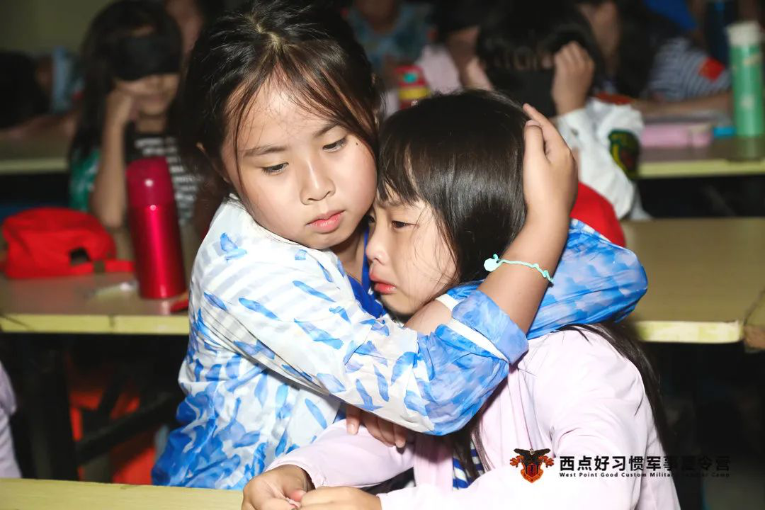 台风暴雨也浇灭不了小战士训练好习惯的热情！,上海西点好习惯军事夏令营
