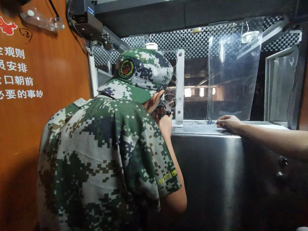 这个夏天，我们迎骄阳，让汗水尽情流淌！,上海西点好习惯军事夏令营这个夏天，我们迎骄阳，让汗水尽情流淌！,上海西点好习惯军事夏令营