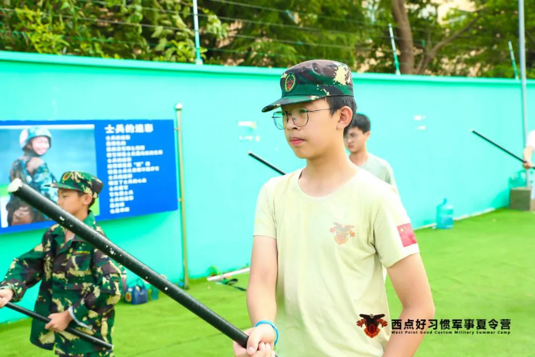 这个夏天，我们迎骄阳，让汗水尽情流淌！,上海西点好习惯军事夏令营
