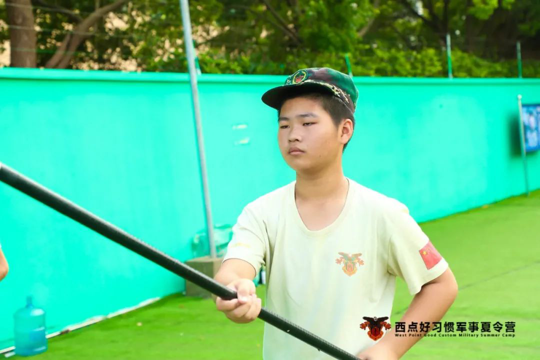 这个夏天，我们迎骄阳，让汗水尽情流淌！,上海西点好习惯军事夏令营