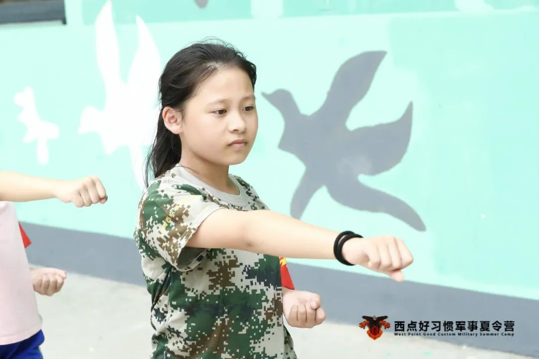 这个夏天，我们迎骄阳，让汗水尽情流淌！,上海西点好习惯军事夏令营这个夏天，我们迎骄阳，让汗水尽情流淌！,上海西点好习惯军事夏令营