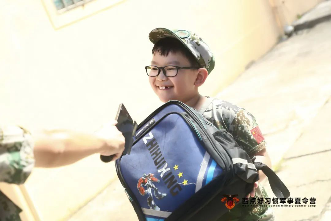第六期夏令营进入了第六天,上海西点好习惯军事夏令营