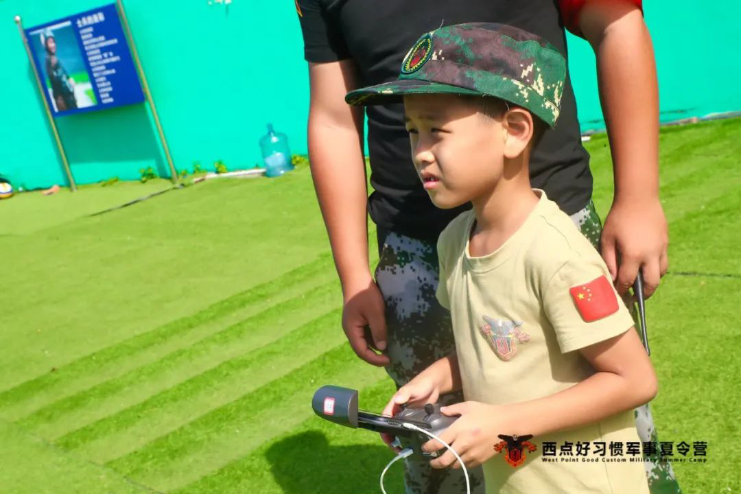 第六期夏令营进入了第六天,上海西点好习惯军事夏令营