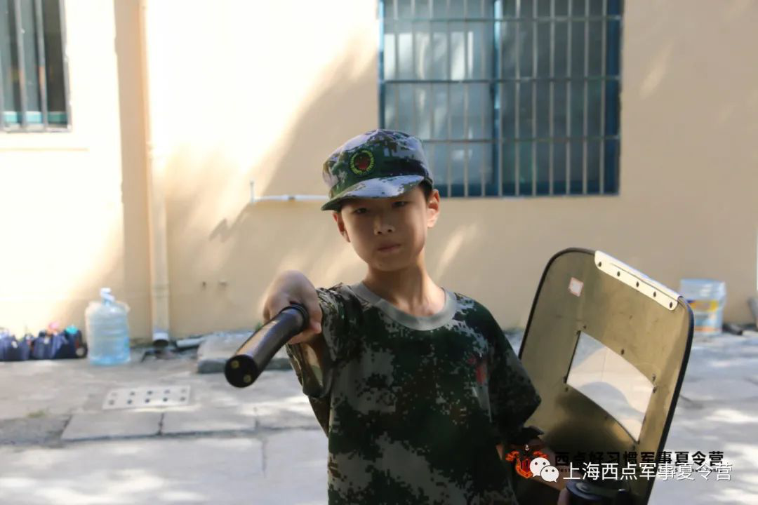 第七期夏令营进入了第三天,上海西点好习惯军事夏令营