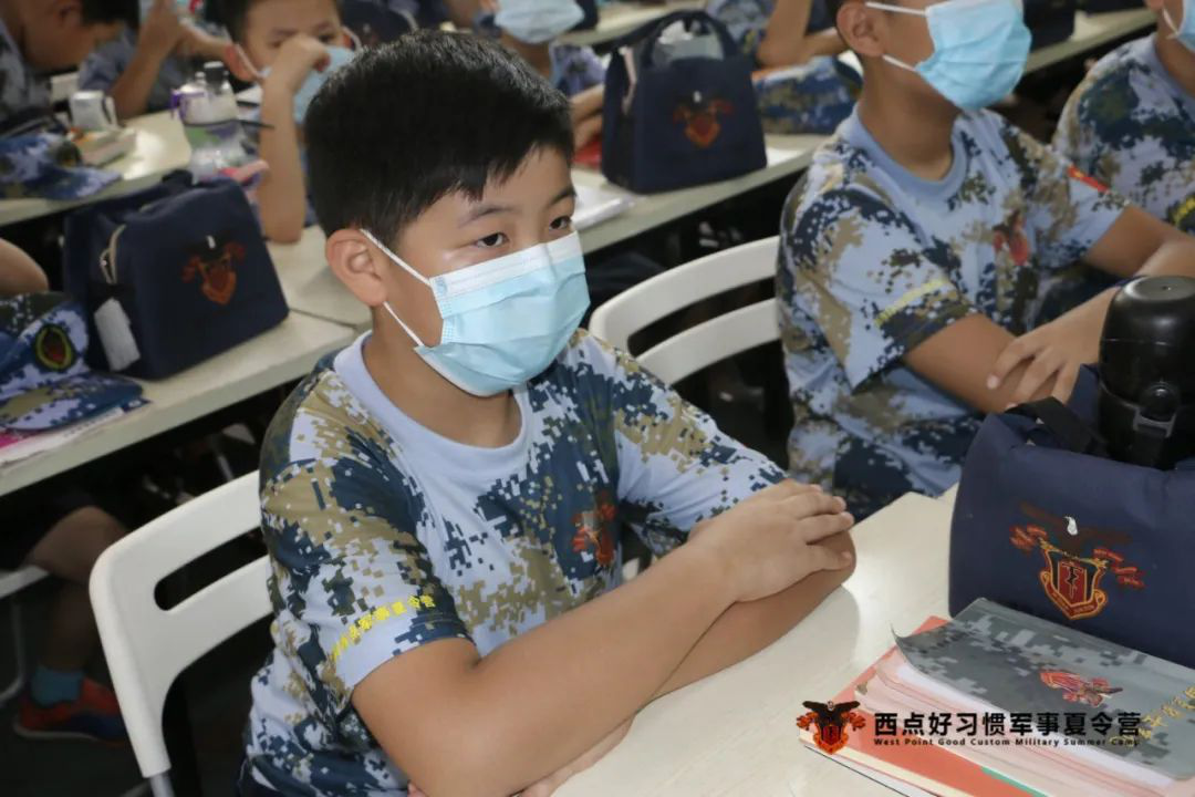 绿茵草地上，那些满载好习惯的追风小战士