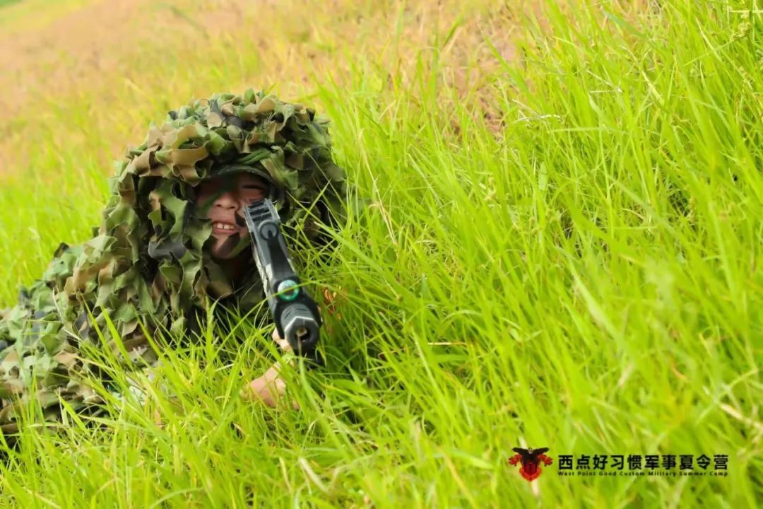 卓越将帅营，能发光的不仅是太阳，还有卓越的你！